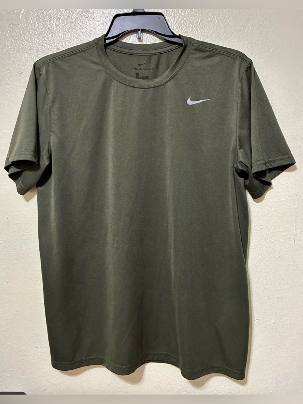 Nike Dri-fit men’s short sleeve shirt